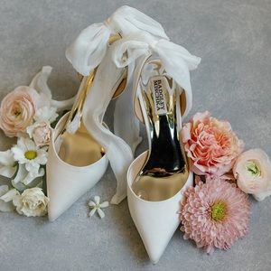 White Badgley Mischka Point Toe Heels